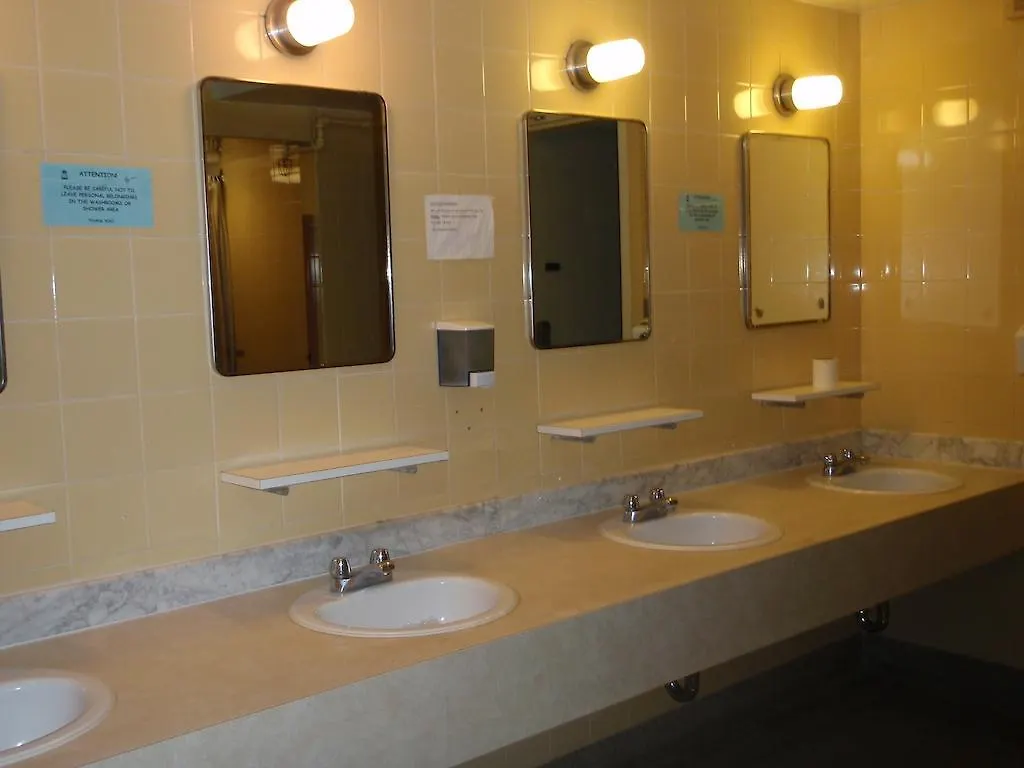 Hostel Royal Victoria College Residence Montreal Canada
